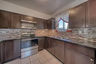 12220 NE Miami Pl, North Miami, FL 33161 - Photo 6