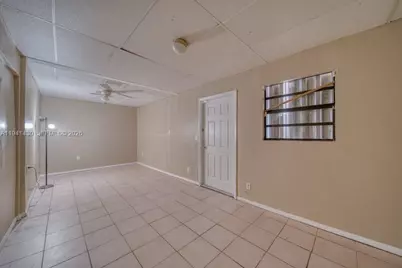 12220 NE Miami Pl, North Miami, FL 33161 - Photo 24