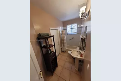 6483 SW 166th Ct, Miami, FL 33193 - Photo 10