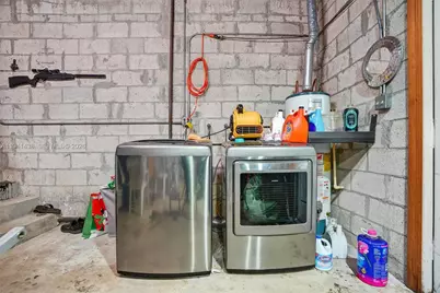 8500 SW 16th St, Miami, FL 33155 - Photo 26