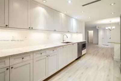 1111 Crandon Blvd #A705, Key Biscayne, FL 33149 - Photo 8