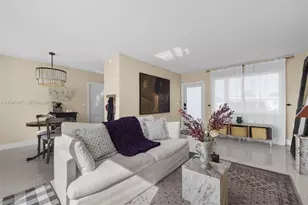 10750 SW 43rd Ln, Miami, FL 33165 - Photo 6