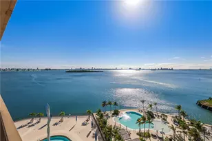 1800 NE 114th St, Miami, FL 33181 - Photo 8