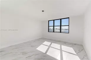 1800 NE 114th St, Miami, FL 33181 - Photo 36