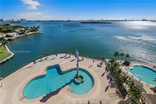 1800 NE 114th St, Miami, FL 33181 - Photo 24