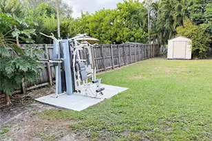 5817 NW 37th St, Virginia Gardens, FL 33166 - Photo 10