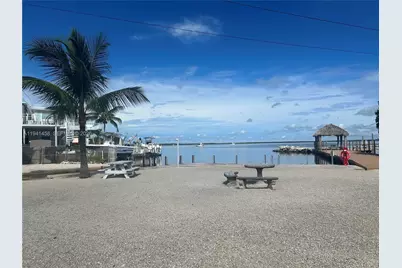 186 W Avenue A, Key Largo, FL 33037 - Photo 10