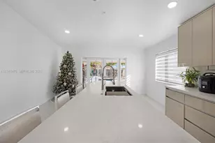 25265 SW 133rd Ave, Homestead, FL 33032 - Photo 12