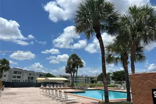 8300 Sunrise Lakes Blvd, Sunrise, FL 33322 - Photo 12