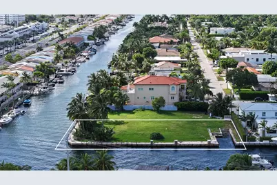 2210 NE 124th St, North Miami, FL 33181 - Photo 10
