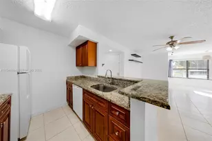 2986 S University Dr, Davie, FL 33328 - Photo 4