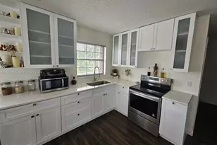 161 SE Village Dr, Port Saint Lucie, FL 34952 - Photo 14