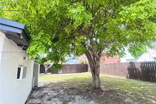 3731 SW 58th Terrace, Davie, FL 33314 - Photo 14