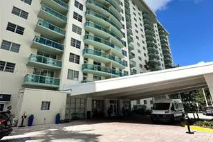 19390 Collins Ave, Sunny Isles Beach, FL 33160 - Photo 22