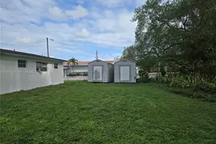 1420 NW 111th St, Miami, FL 33167 - Photo 6