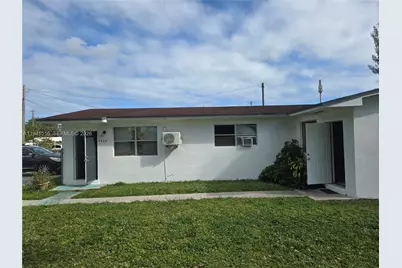 1420 NW 111th St, Miami, FL 33167 - Photo 4