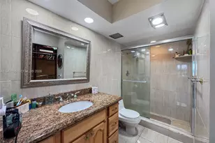 200 Diplomat Pkwy, Hallandale Beach, FL 33009 - Photo 18