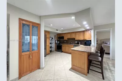 200 Diplomat Pkwy #533, Hallandale Beach, FL 33009 - Photo 4