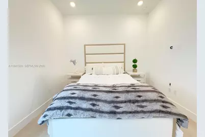 5444 SW Saint Armands Way, Loxahatchee, FL 33470 - Photo 36