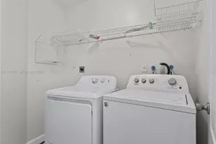 5153 NW 113th Ave, Doral, FL 33178 - Photo 32