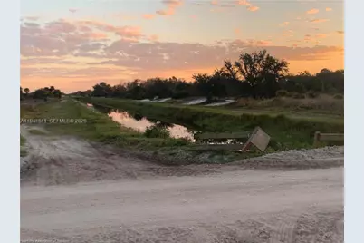 318th NW Street, Okeechobee, FL 34972 - Photo 10