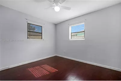 801 N 70th Ave, Hollywood, FL 33024 - Photo 14