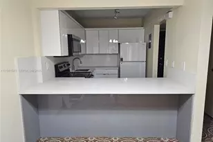 8990 SW 24th St, Miami, FL 33165 - Photo 8