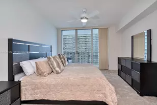 1750 N Bayshore Dr, Miami, FL 33132 - Photo 16