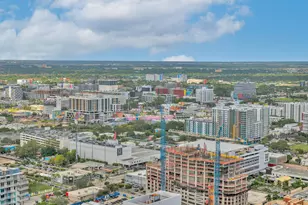 1750 N Bayshore Dr, Miami, FL 33132 - Photo 30