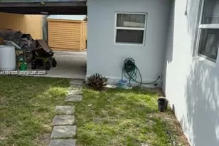 804 N 20th Ct, Hollywood, FL 33020 - Photo 6