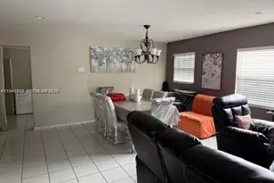 804 N 20th Ct, Hollywood, FL 33020 - Photo 4