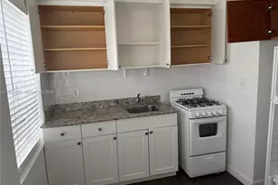 7611 Harding Ave, Miami Beach, FL 33141 - Photo 6