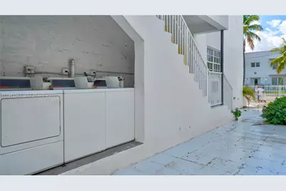 7611 Harding Ave #7, Miami Beach, FL 33141 - Photo 2