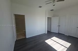 2944 NW 180th St, Miami Gardens, FL 33056 - Photo 20