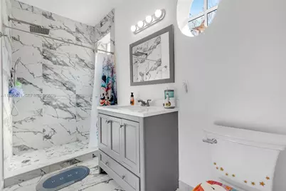 8423 NW 138th Ter #2804, Miami Lakes, FL 33016 - Photo 16