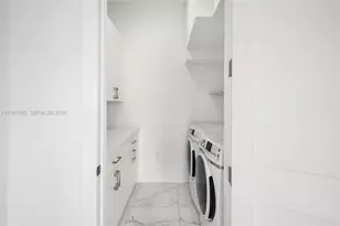 315 Santander Ave, Coral Gables, FL 33134 - Photo 16