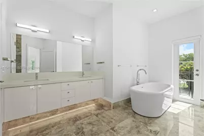315 Santander Ave #311, Coral Gables, FL 33134 - Photo 12