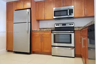 461 SW 113th Way, Pembroke Pines, FL 33025 - Photo 4