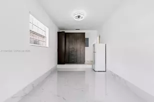 8714 NW 153rd Terrace, Miami Lakes, FL 33018 - Photo 26