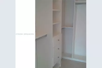 31 SE 6 #2007, Miami, FL 33131 - Photo 22