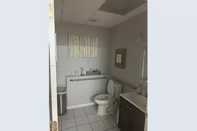 7100 SW 99th Ave #201, Miami, FL 33173 - Photo 4