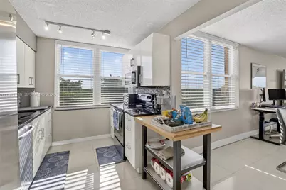 3671 Environ Blvd #564, Lauderhill, FL 33319 - Photo 12