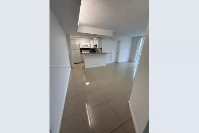 760 Executive Center Dr #31, West Palm Beach, FL 33401 - Photo 6