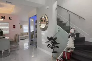 8815 SW 221st Terrace, Cutler Bay, FL 33190 - Photo 6