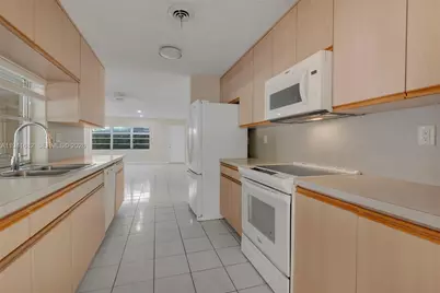 5561 NE 26th Ave, Fort Lauderdale, FL 33308 - Photo 18