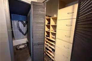 2780 NE 183rd St, Aventura, FL 33160 - Photo 22