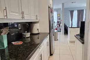 11702 SW 137th Pl, Miami, FL 33186 - Photo 12