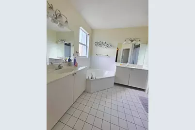 11702 SW 137th Pl, Miami, FL 33186 - Photo 20