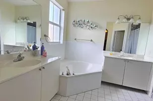 11702 SW 137th Pl, Miami, FL 33186 - Photo 20