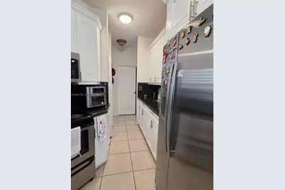 11702 SW 137th Pl, Miami, FL 33186 - Photo 10